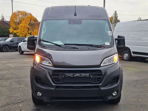 New 2026 RAM ProMaster 2500 w/ Convenience Group image 2