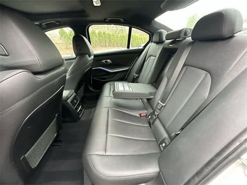 Used 2020 BMW 330i xDrive Sedan w/ Premium Package image 19