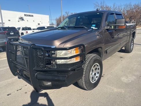 Used 2007 Chevrolet Silverado 2500 LTZ w/ EZ-Lift Tailgate Package image 1