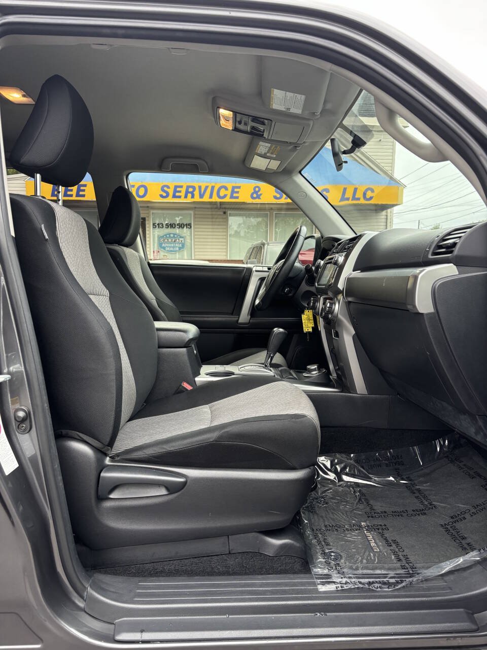 Used 2016 Toyota 4Runner SR5 AWD/4WD image 21