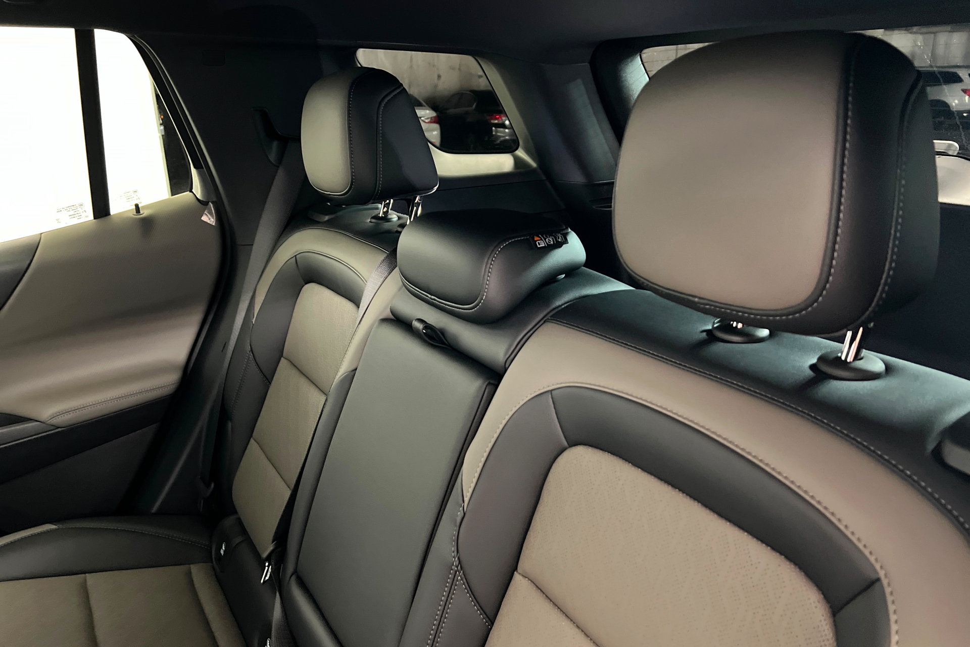 New 2027 Chevrolet Equinox LT w/ Convenience Package II AWD/4WD image 22