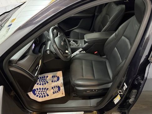 Used 2022 Cadillac XT4 Sport image 26