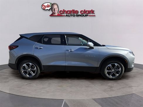 Used 2025 Chevrolet Blazer LT image 7