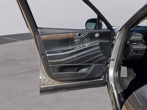 Used 2024 Genesis GV80 2.5T image 11