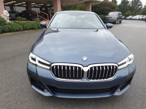 Used 2023 BMW 540i xDrive w/ M Sport Package image 6