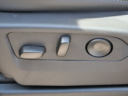 New 2026 GMC Yukon XL Elevation image 44