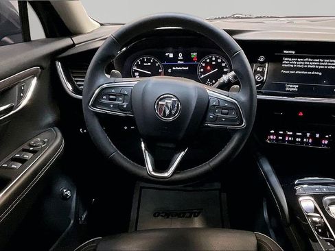 Used 2022 Buick Envision Avenir w/ Safety Package FWD image 10