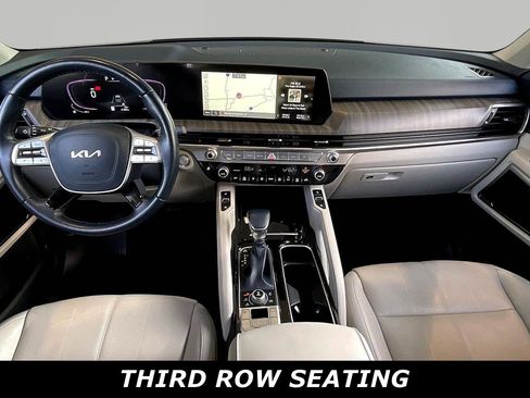 Used 2024 Kia Telluride EX w/ EX Captain's Chair Package AWD/4WD image 7