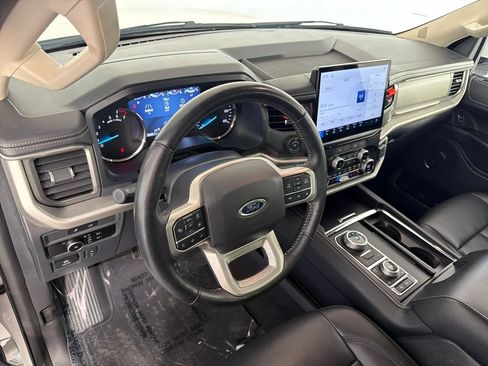 Used 2024 Ford Expedition Max XLT AWD/4WD image 11