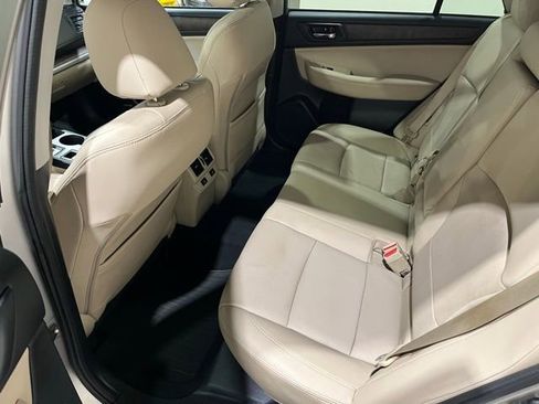 Used 2016 Subaru Outback 2.5i Limited image 21