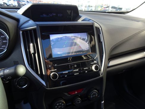 Used 2022 Subaru Forester Premium w/ Popular Package #2 image 21