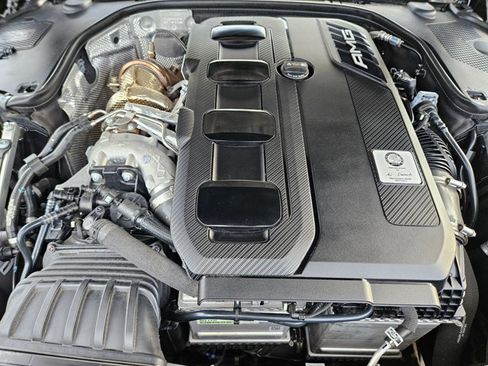 Used 2024 Mercedes-Benz SL 43 AMG image 21