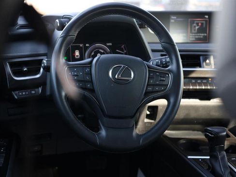 Used 2021 Lexus UX 250h w/ Accessory Package (Z1) image 9