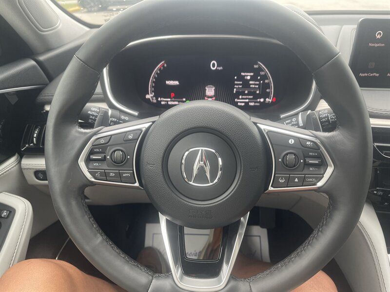 Used 2024 Acura MDX w/ Advance Package AWD/4WD image 17
