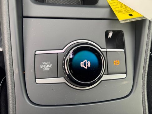 New 2025 Volkswagen Tiguan SE R-Line image 20