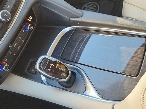 Used 2021 Buick Enclave Essence w/ Sound and Sites Package image 15