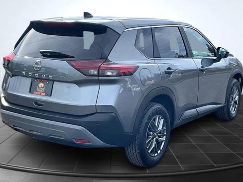Used 2023 Nissan Rogue S image 23