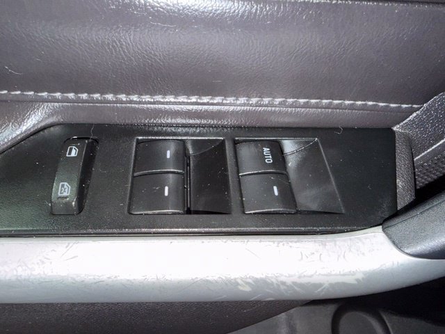 Used 2013 Ford Edge SE FWD image 13