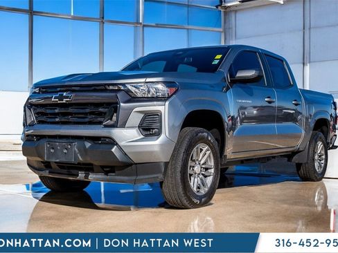 Used 2023 Chevrolet Colorado LT w/ LT Convenience Package image 1