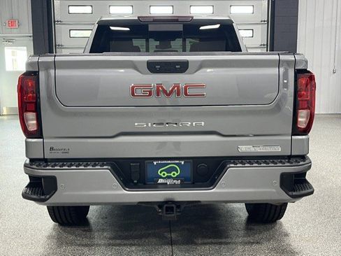 Certified 2023 GMC Sierra 1500 Elevation w/ Preferred Package AWD/4WD image 5