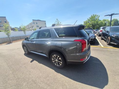 Used 2022 Hyundai Palisade SEL FWD image 5