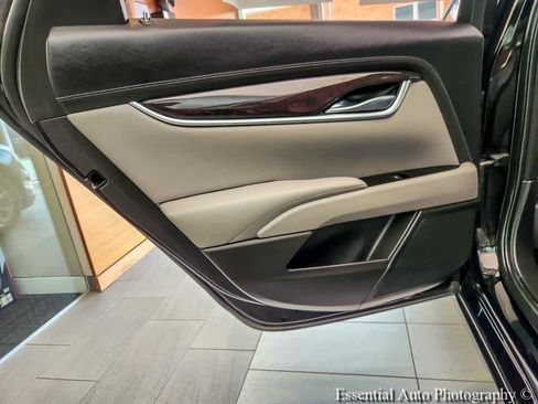 Used 2016 Cadillac XTS Luxury w/ Driver Awareness Package FWD image 22