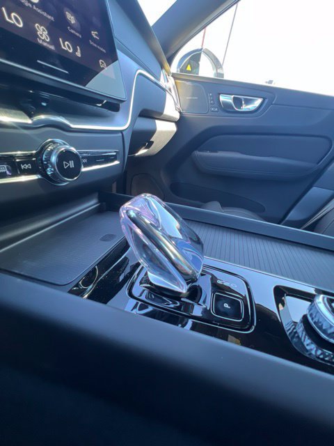 Certified 2026 Volvo XC60 B5 Ultra AWD/4WD image 17