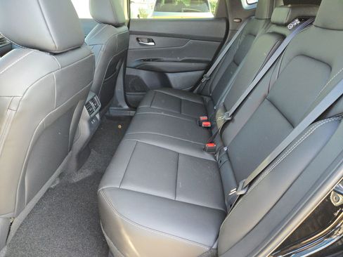 New 2026 Nissan Murano SL image 13