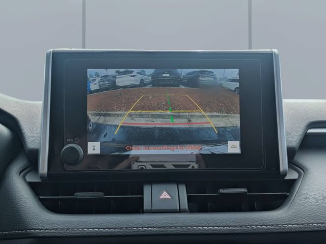 Used 2025 Toyota RAV4 XLE w/ Convenience Package FWD image 23