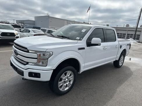 Used 2018 Ford F150 Lariat w/ Equipment Group 502A Luxury image 15