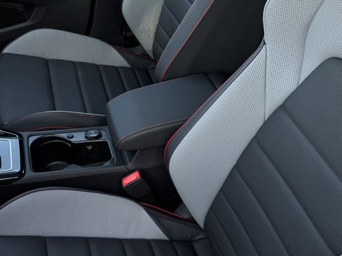 New 2025 Volkswagen GTI SE image 20