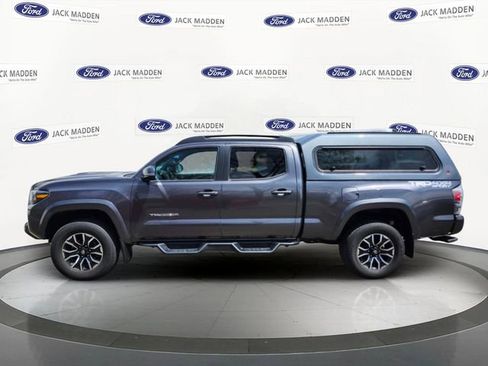 Used 2023 Toyota Tacoma TRD Sport w/ Technology Package AWD/4WD image 2