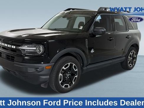 Used 2023 Ford Bronco Sport Outer Banks w/ Tech Package AWD/4WD image 1