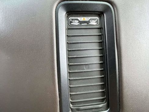 Used 2020 Chevrolet Suburban Premier image 18