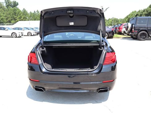 Used 2011 BMW 550i Sedan RWD image 34