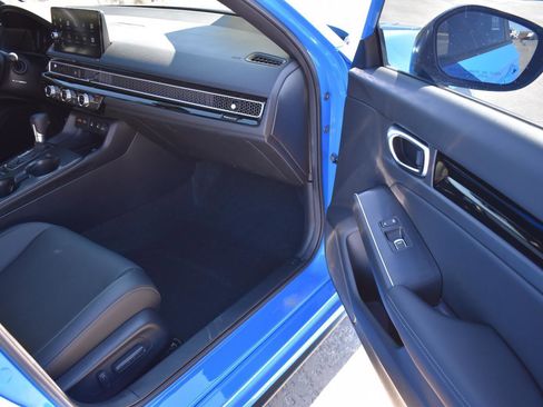 Used 2025 Honda Civic Sport Touring image 14