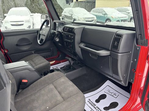Used 2005 Jeep Wrangler X image 10