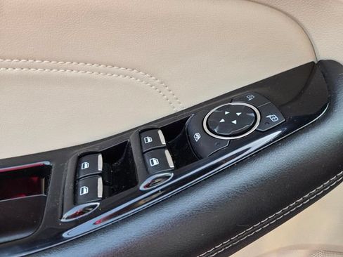 Used 2020 Ford Edge Titanium FWD image 36