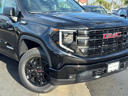 New 2026 GMC Sierra 1500 Elevation image 3