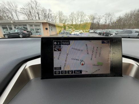 Used 2016 Lexus NX 300h AWD w/ Luxury Package image 27