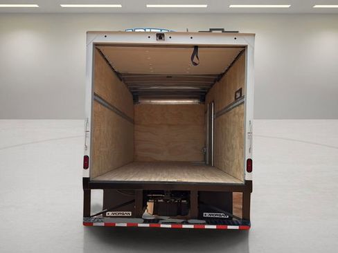 New 2025 Chevrolet Low Cab Forward 5500XG RWD image 8