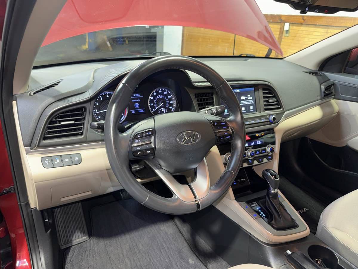Used 2019 Hyundai Elantra Value Edition FWD image 18