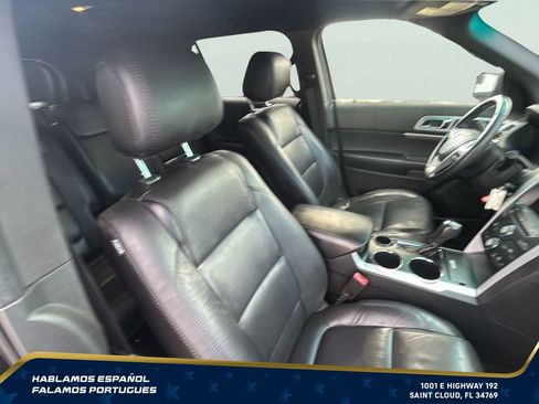 Used 2014 Ford Explorer XLT w/ Equipment Group 202A FWD image 32
