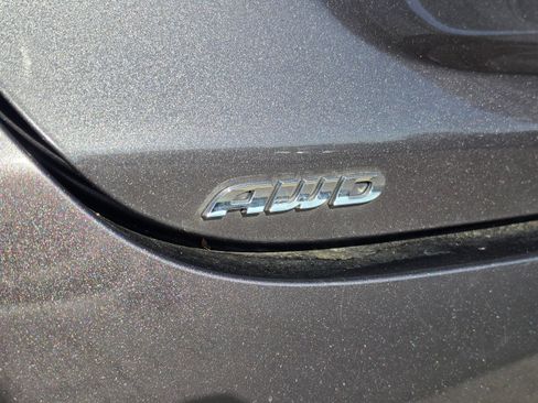 Used 2015 Chrysler 200 S w/ Comfort Group AWD/4WD image 8