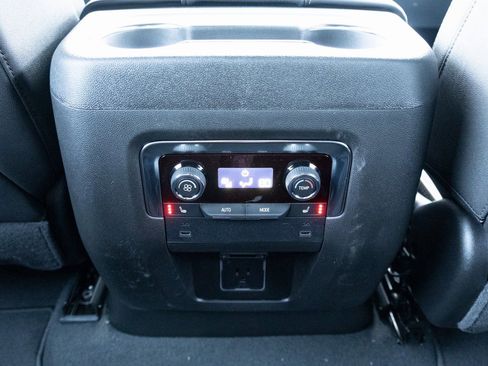 New 2026 Chevrolet Tahoe Premier image 18