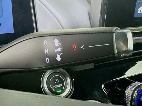 Used 2024 Honda Prologue Touring image 24
