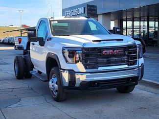 New 2026 GMC Sierra 3500 Pro w/ Convenience Package video 1