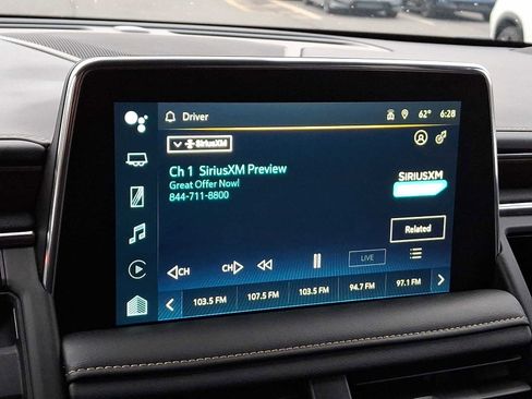 Used 2024 Chevrolet Suburban Premier image 15