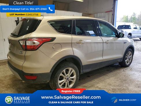 Used 2017 Ford Escape SE AWD/4WD image 4