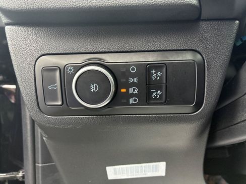Used 2025 Ford Escape Platinum AWD/4WD image 23